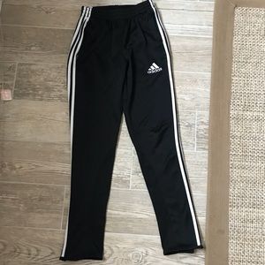 adidas jogger sweatpants